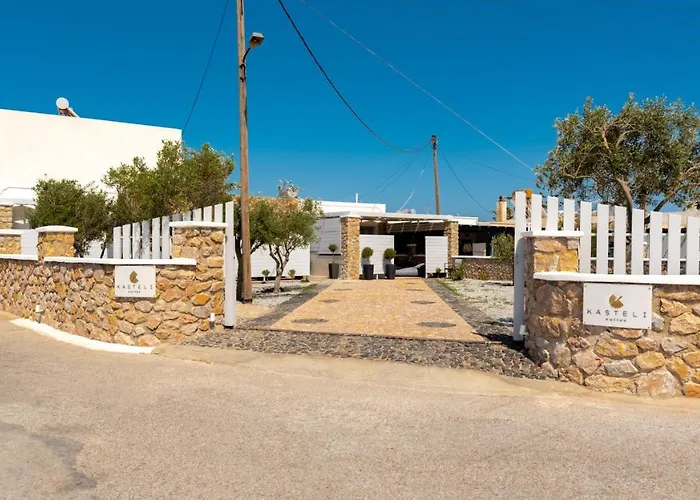 Kasteli Perivolos (Santorini)