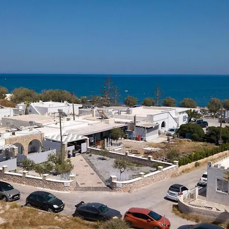 Kasteli アパート