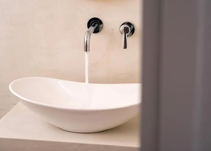 Kasteli * Perivolos (Santorini)