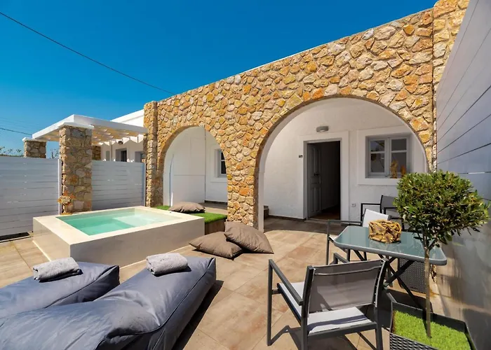 Kasteli Perivolos (Santorini)